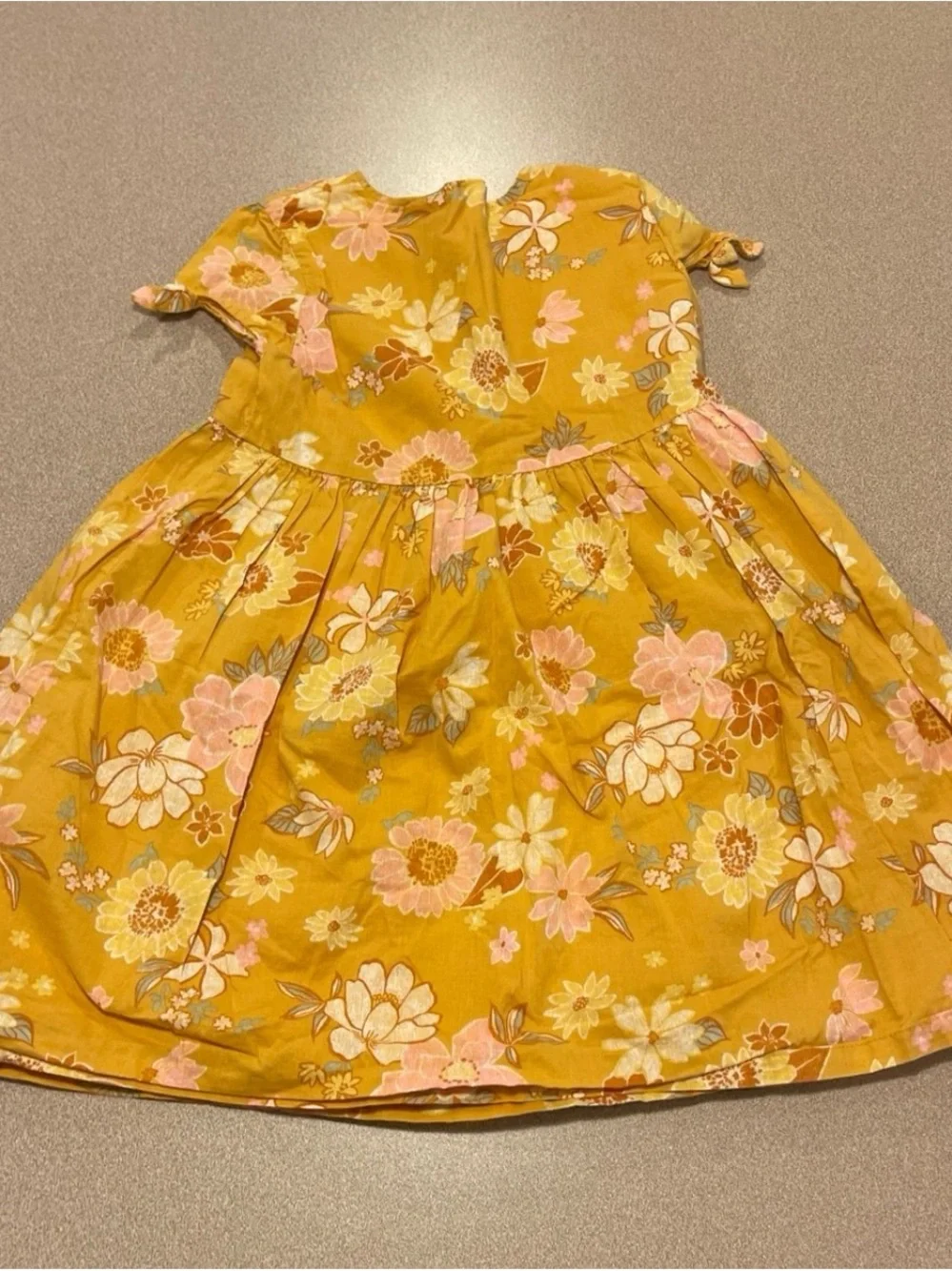 Oshkosh girls cotton dress 5T yellow floral